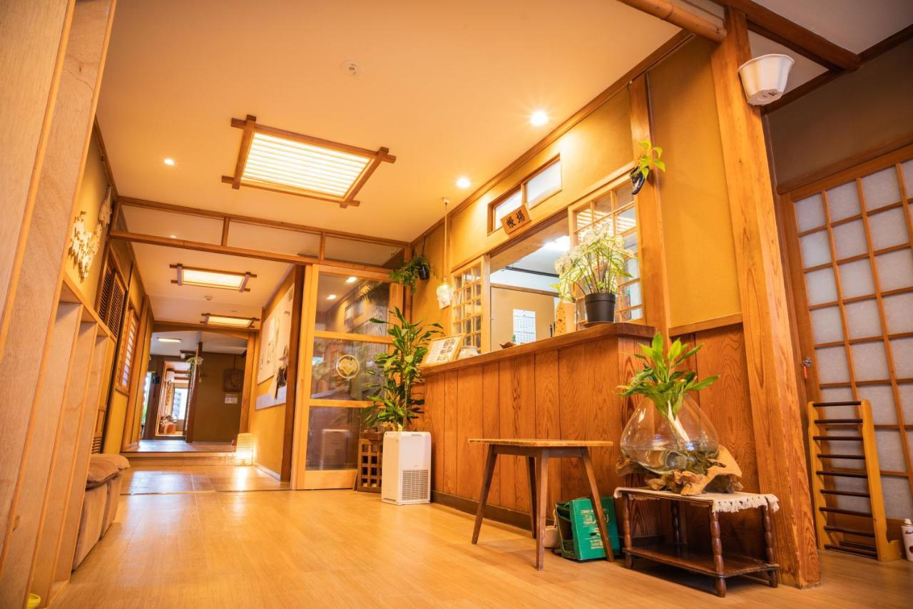 Aibiya Bed and Breakfast Yamanouchi  Exteriör bild